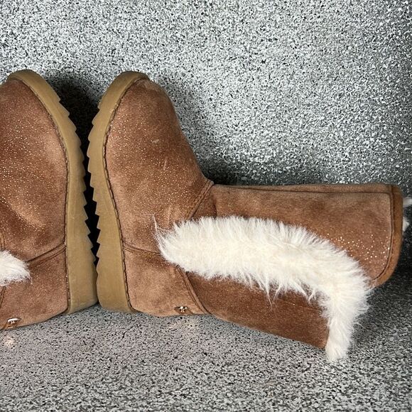 Nine West Dora Faux Fur Pom Pom Winter Boots Shoes Size 5 Toddler - Picture 6 of 9